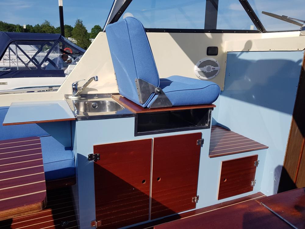 Wheelhouse, Accommodation